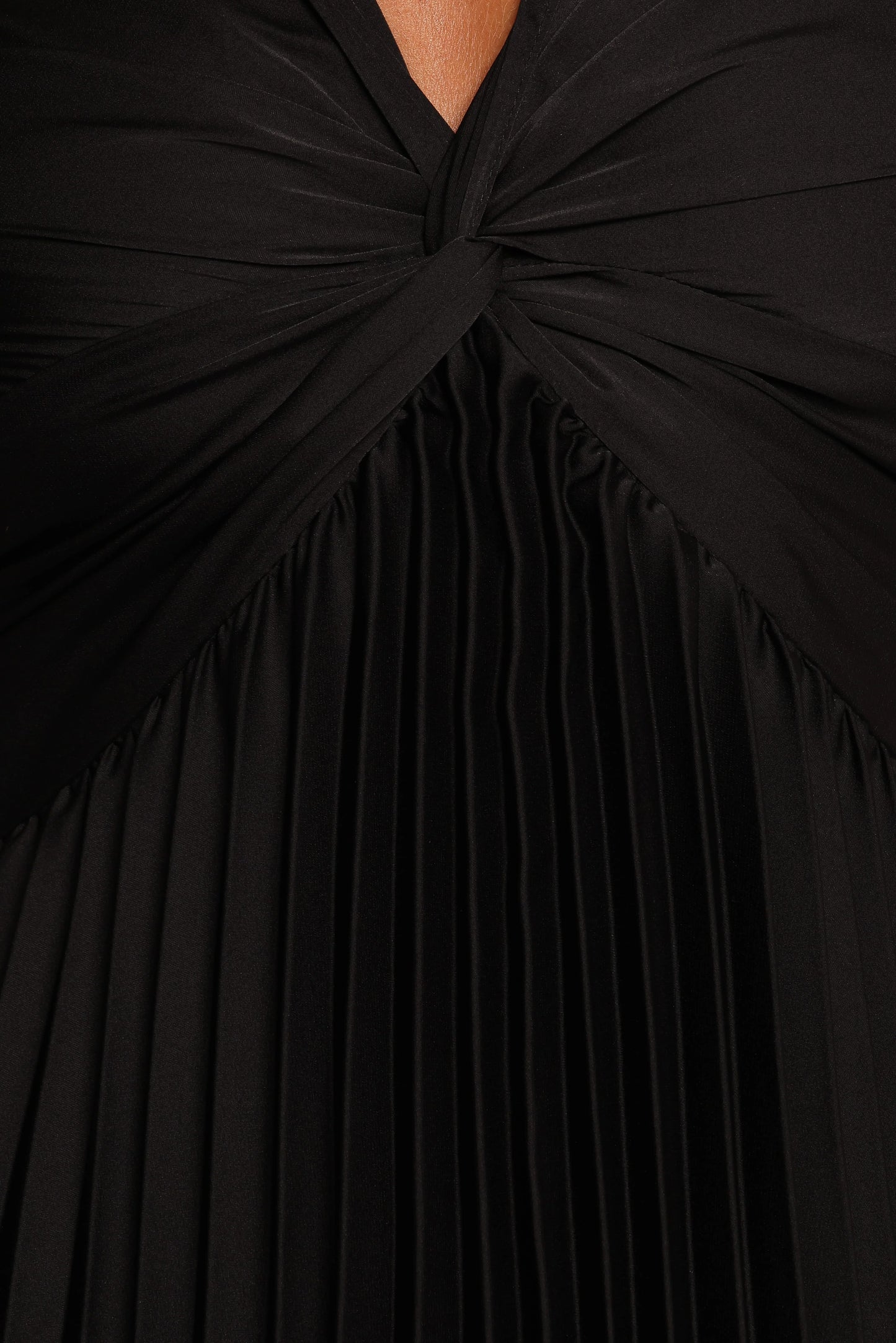 Nova Flutter Sleeve Midi Dress - Black