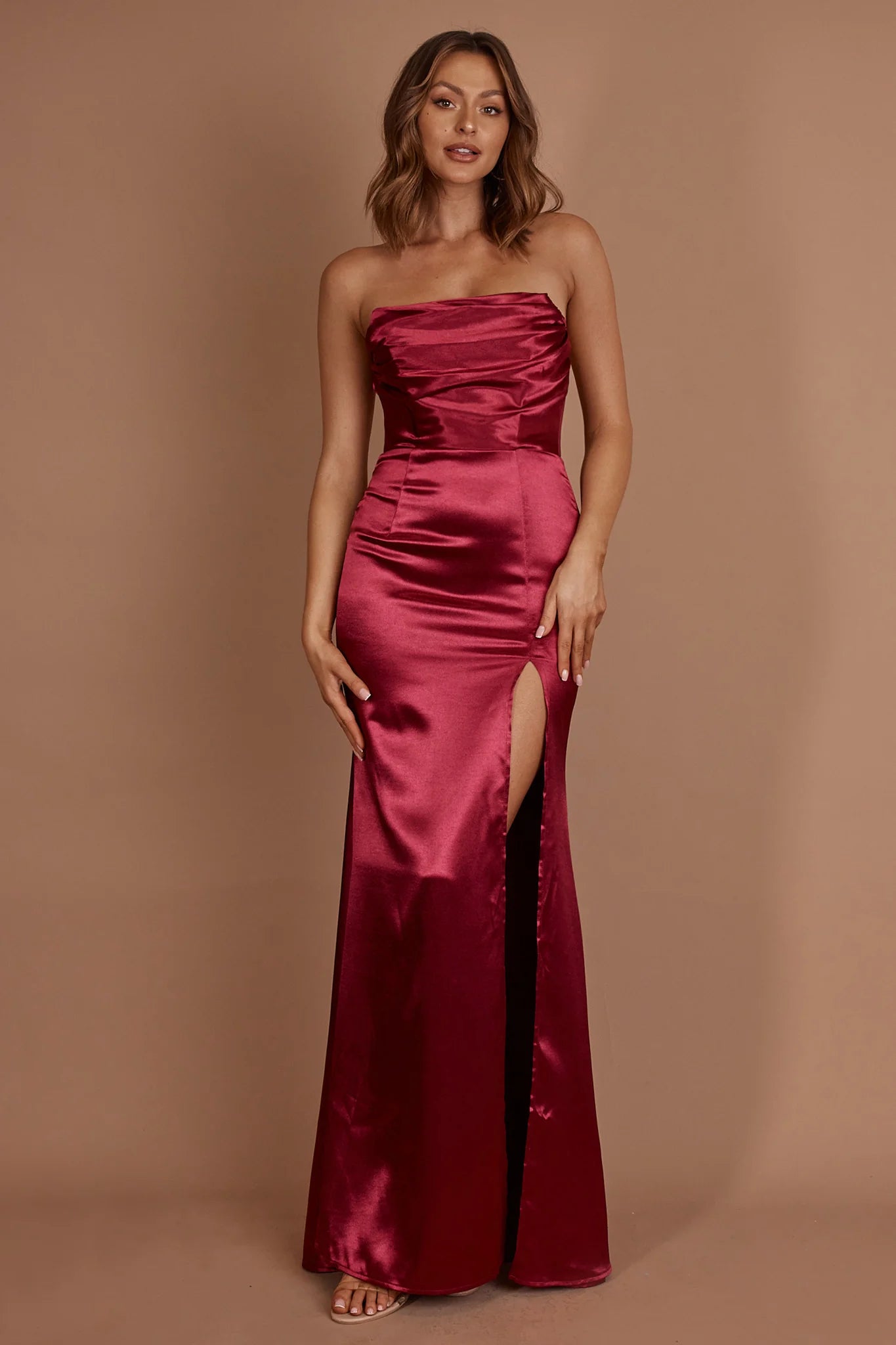 Kalisa Strapless Thigh Split Maxi Dress Burgundy – Langwyqu
