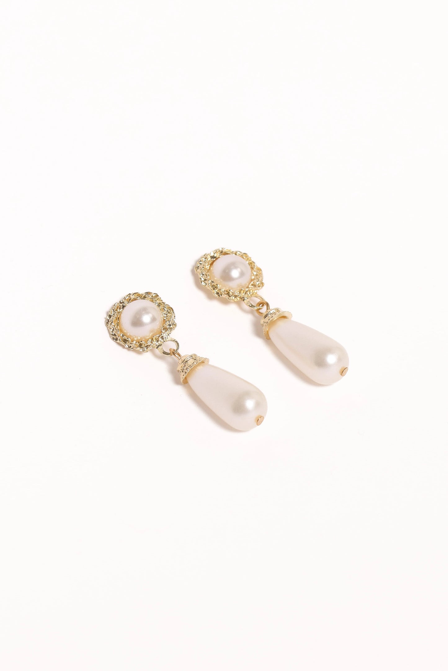 Estelle Earrings - Gold/Pearl