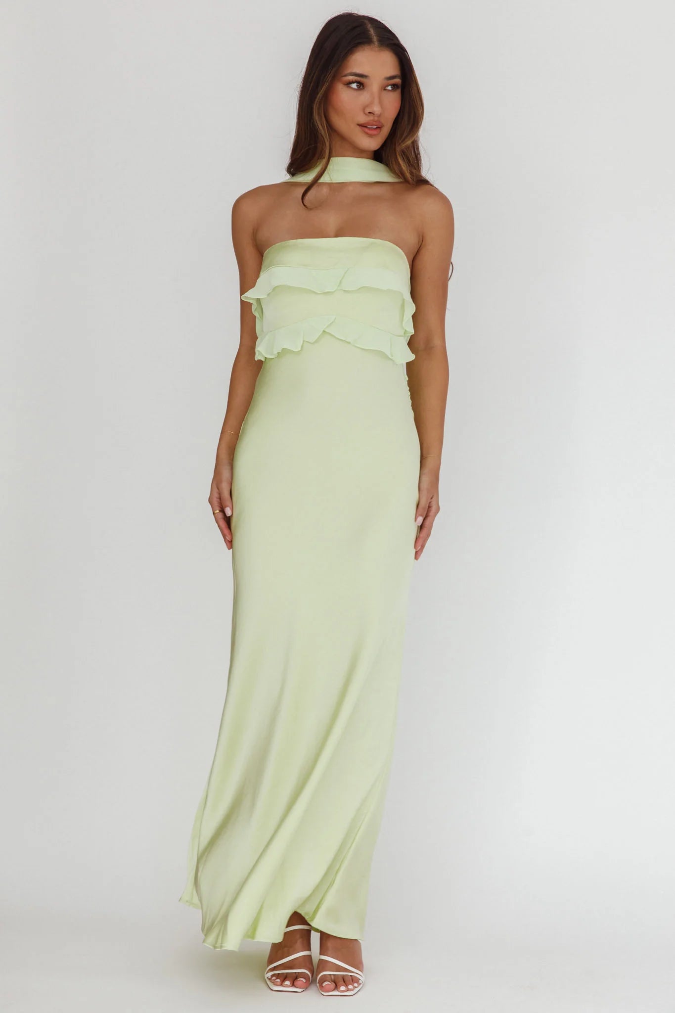 reverse halter dress White Knit Flared It features a low Formal Dresses For Women,Backless Halter-Neck