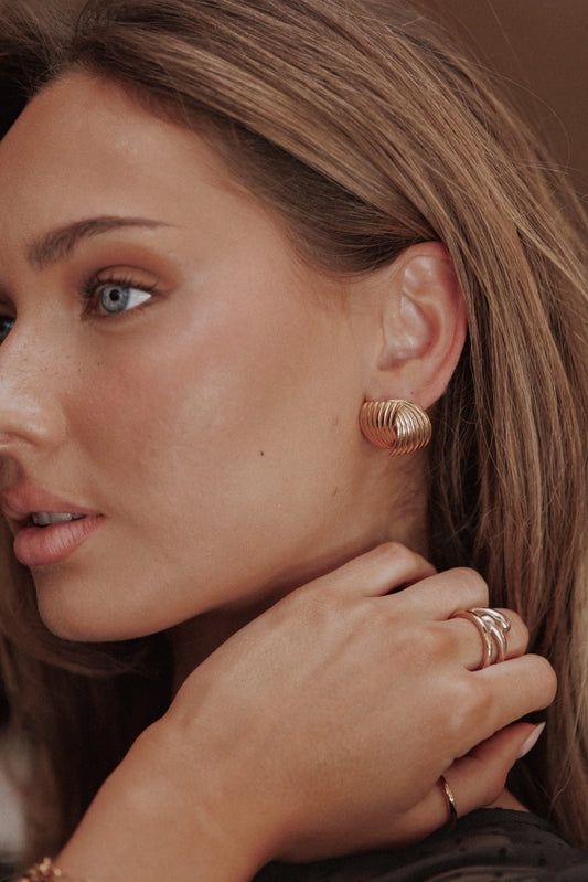 Sinclair Earrings - Gold