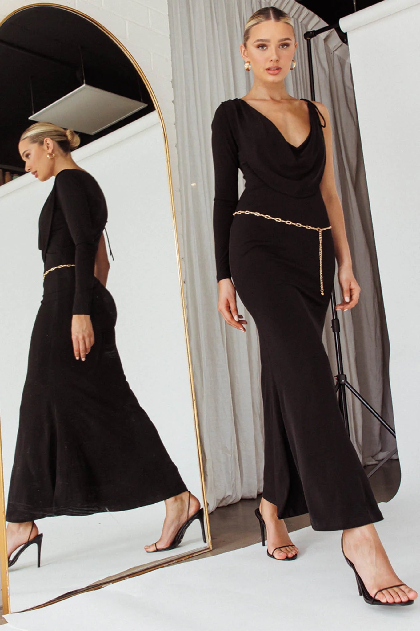 Star Walker One Sleeve Maxi Dress Black