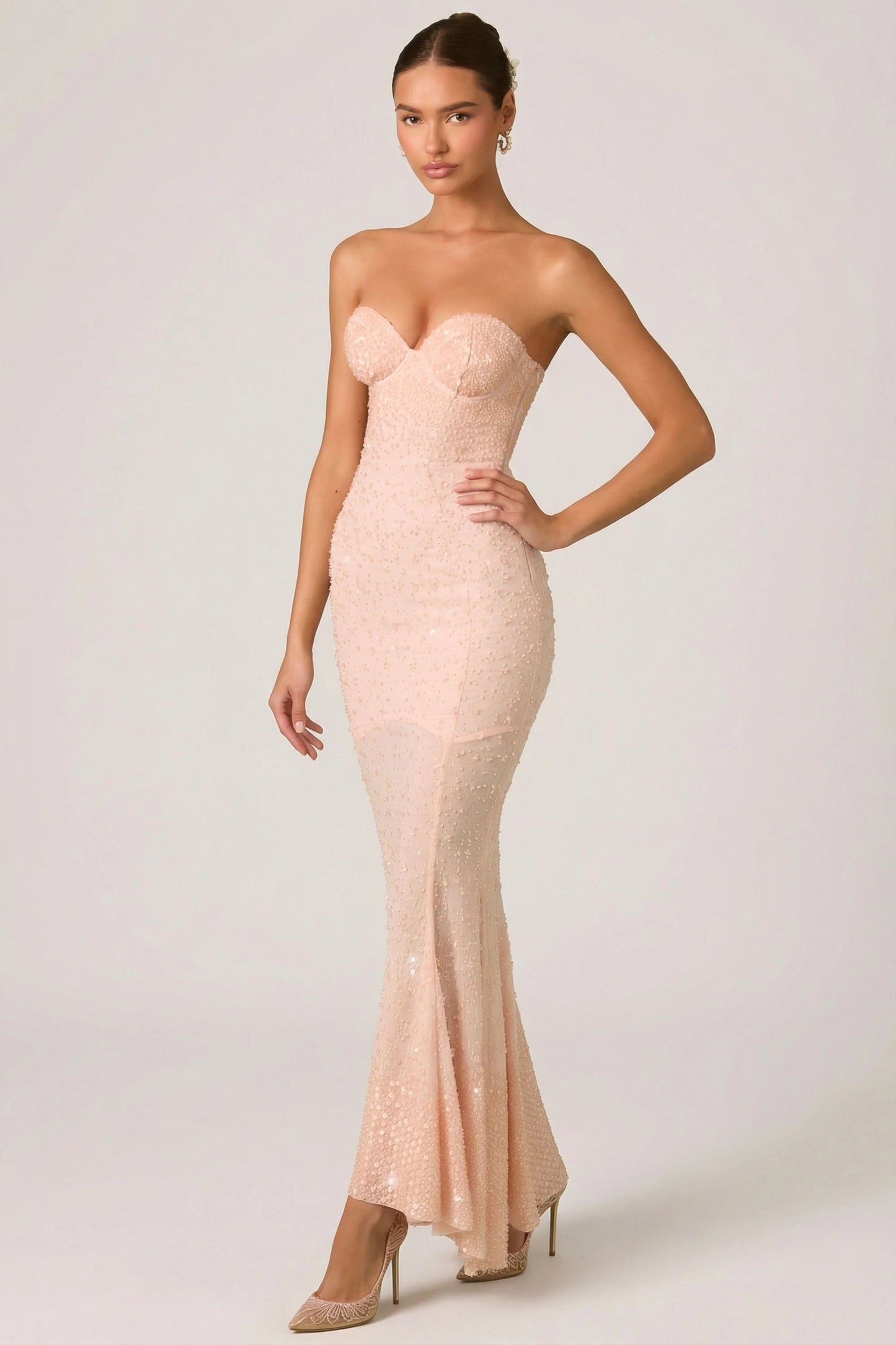 Embellished Sweetheart-Neck Fishtail Gown in Dusty Rose
