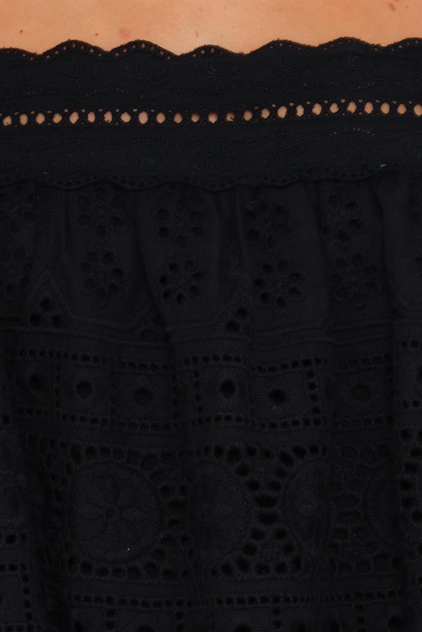 Aideen Eyelet Top - Black
