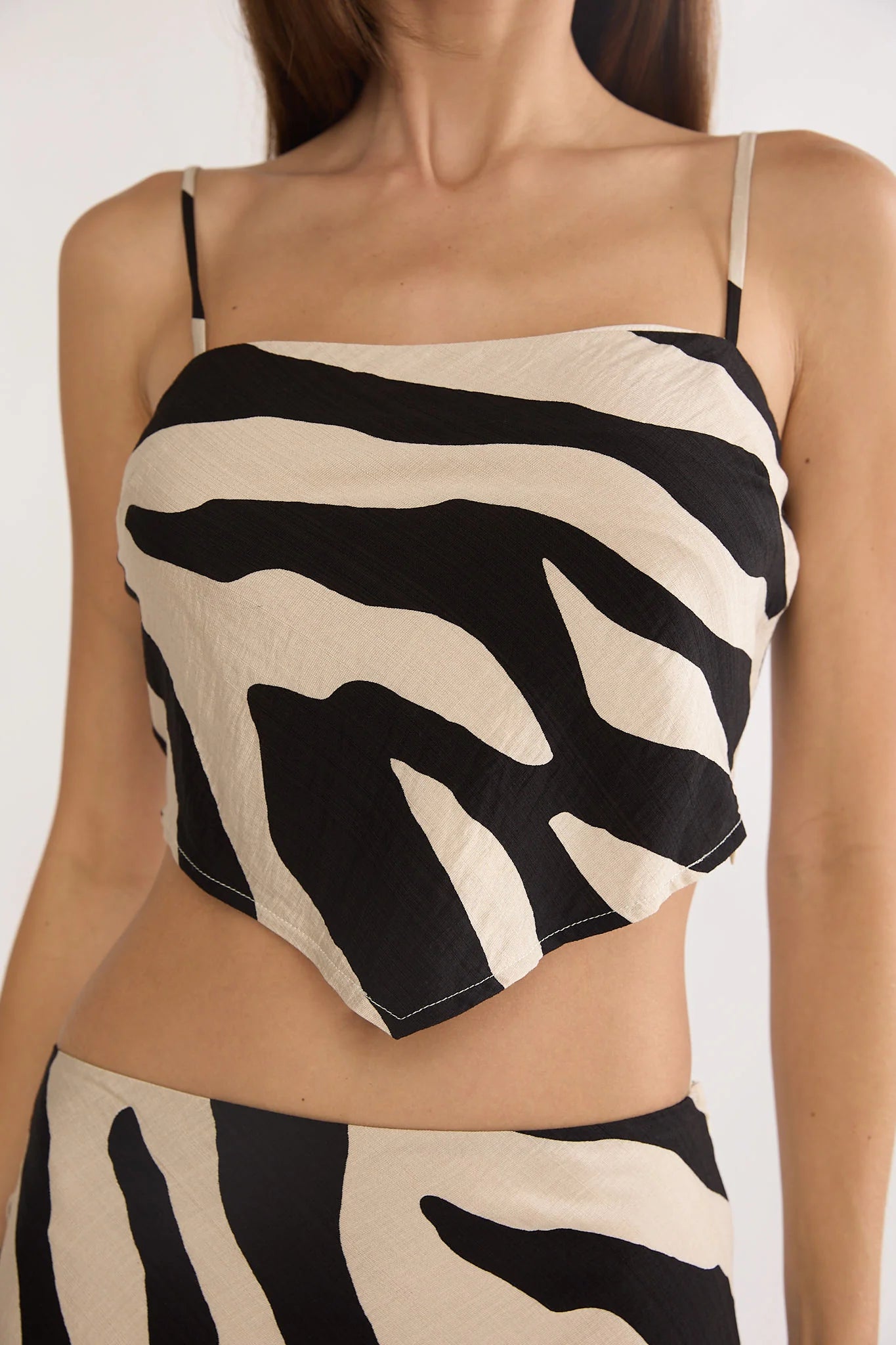 Blythe V-Hem Cami Top Zebra Black