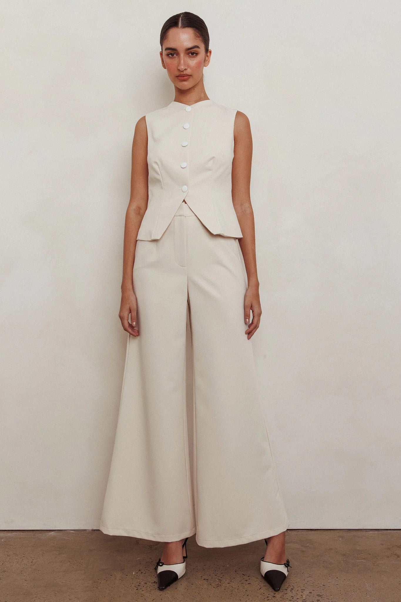 Consideration Wide Leg Pant Beige