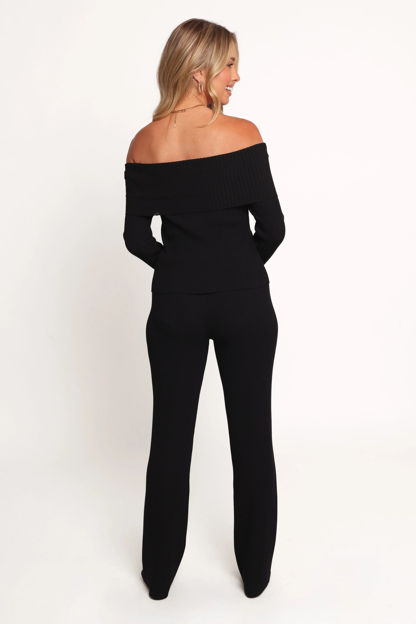 Gindie Ribbed Knit Off The Shoulder Pant Set - Black