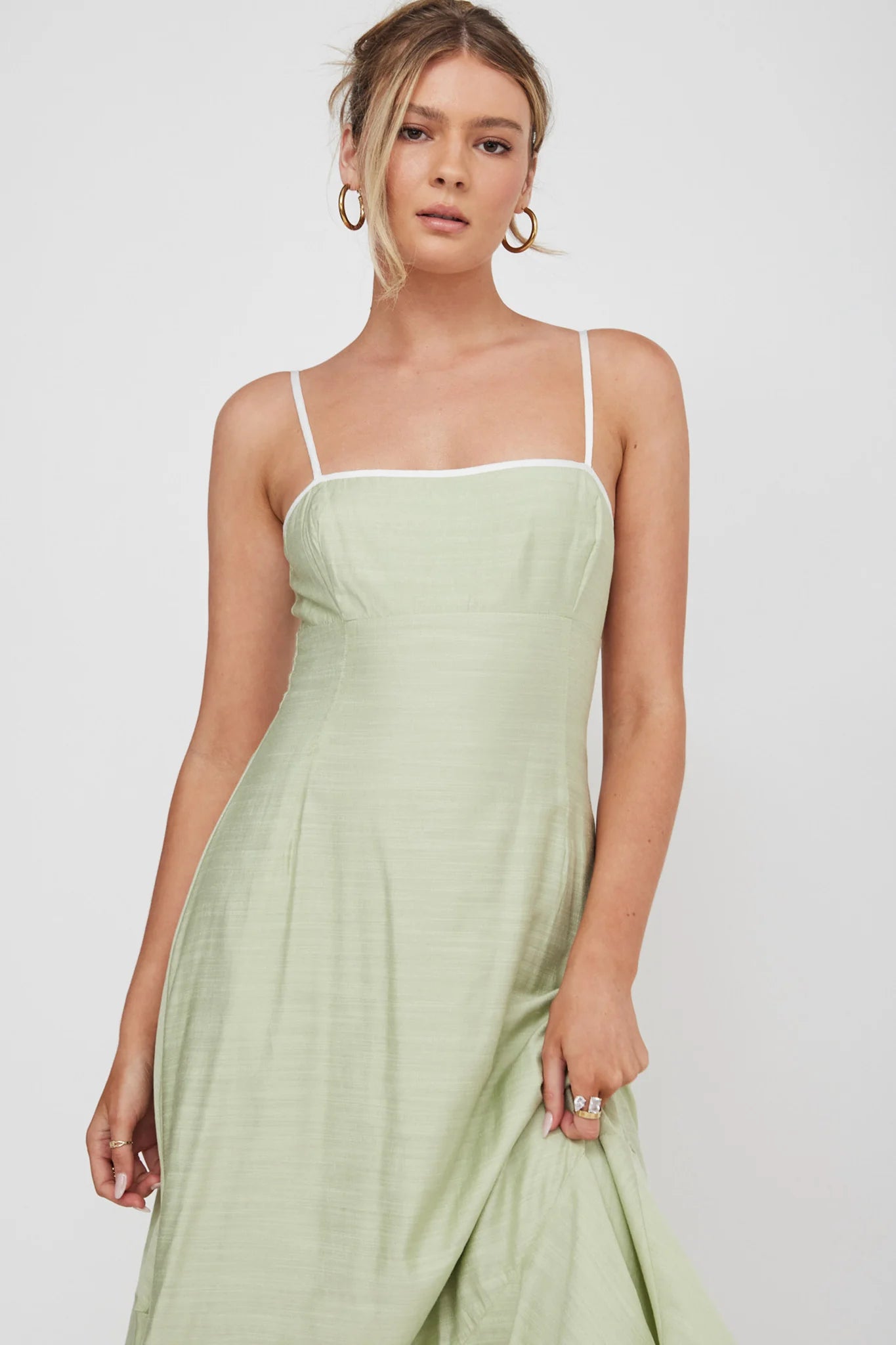 Noni Cami Strap Swing Midi Dress Pistachio