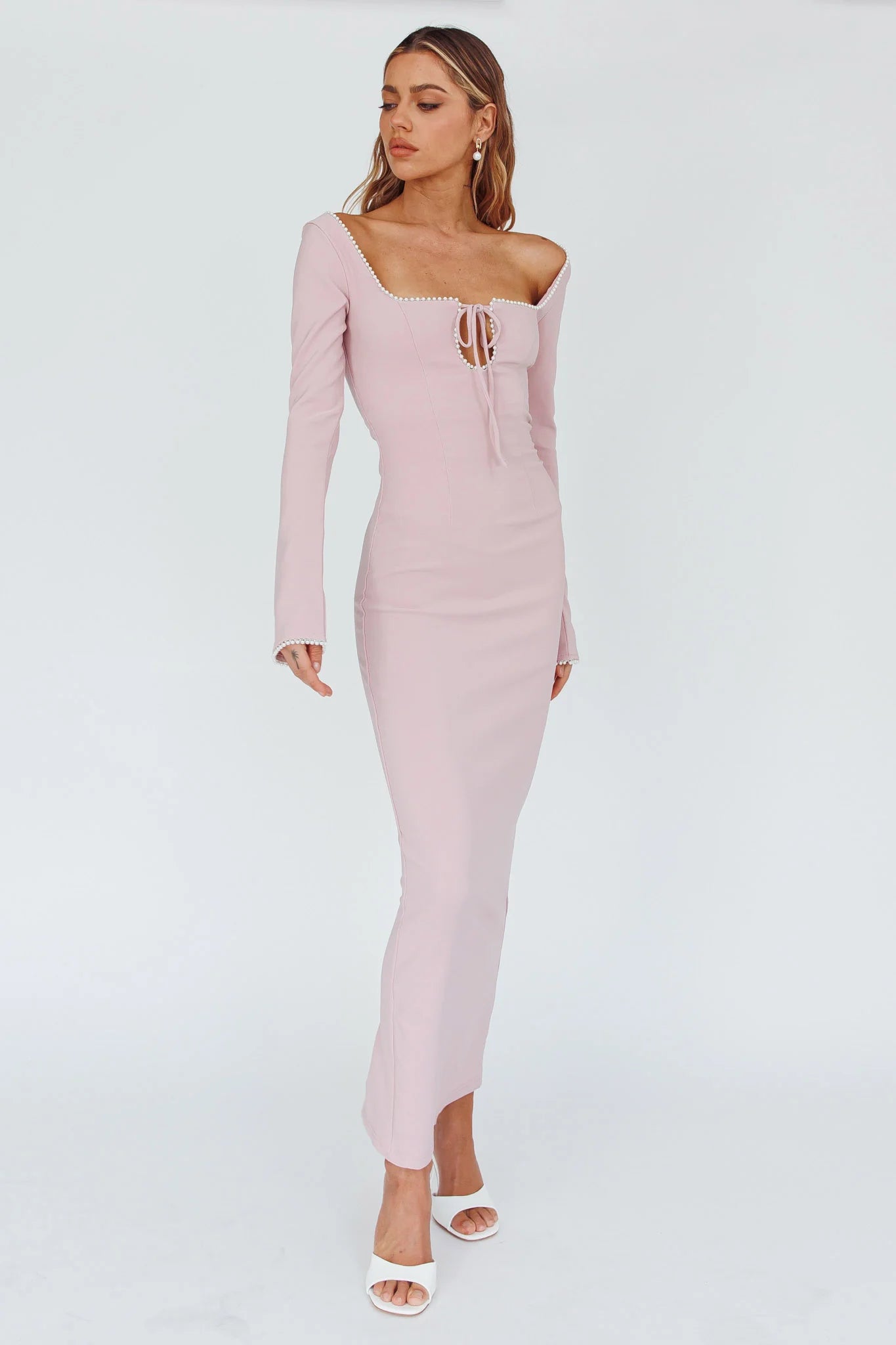 Samantha Pearl Detailing Midi Dress Blush