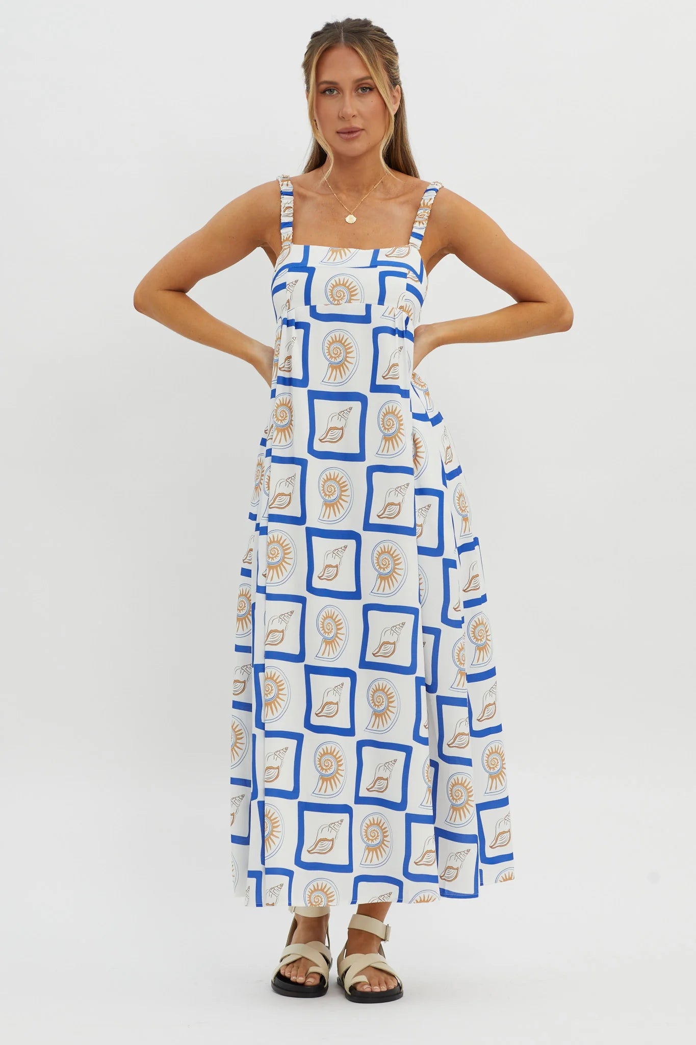 LOST IN LUNAR Katie Maxi Dress Shell Print