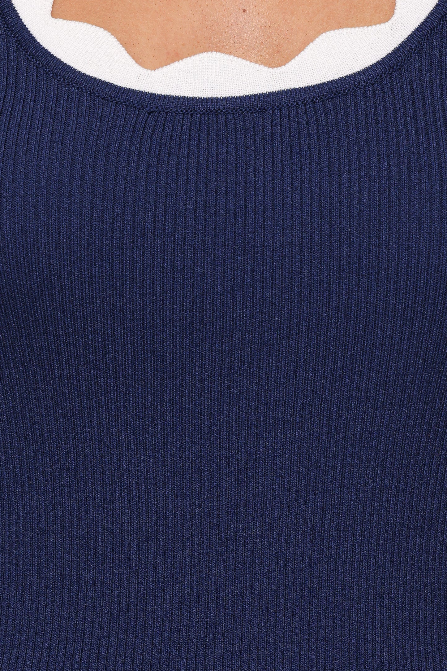 Johnson Scalloped Trim Tank - Navy White