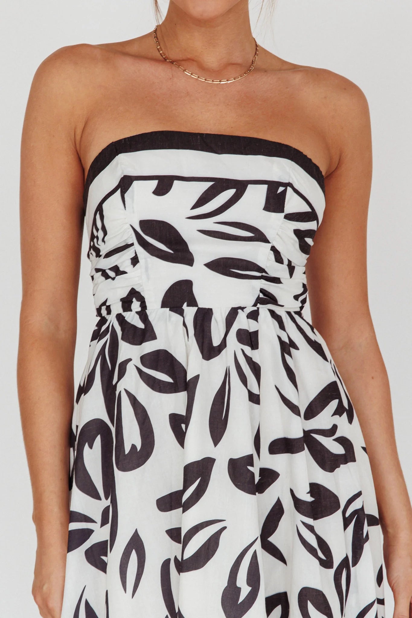 Randi Tie-Back Maxi Dress Leaf Print Beige