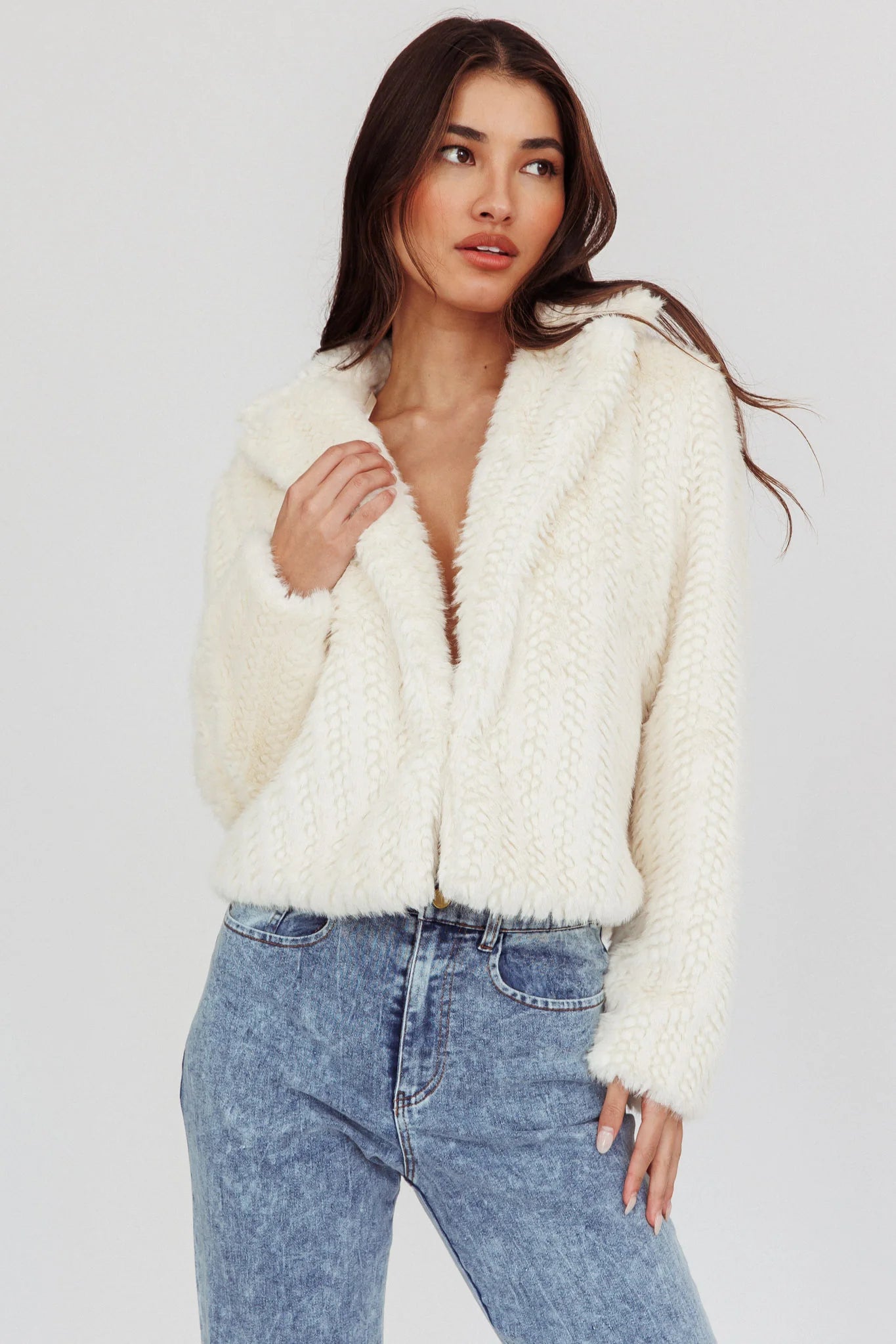 Savelle Notch Lapel Faux Fur Jacket Cream