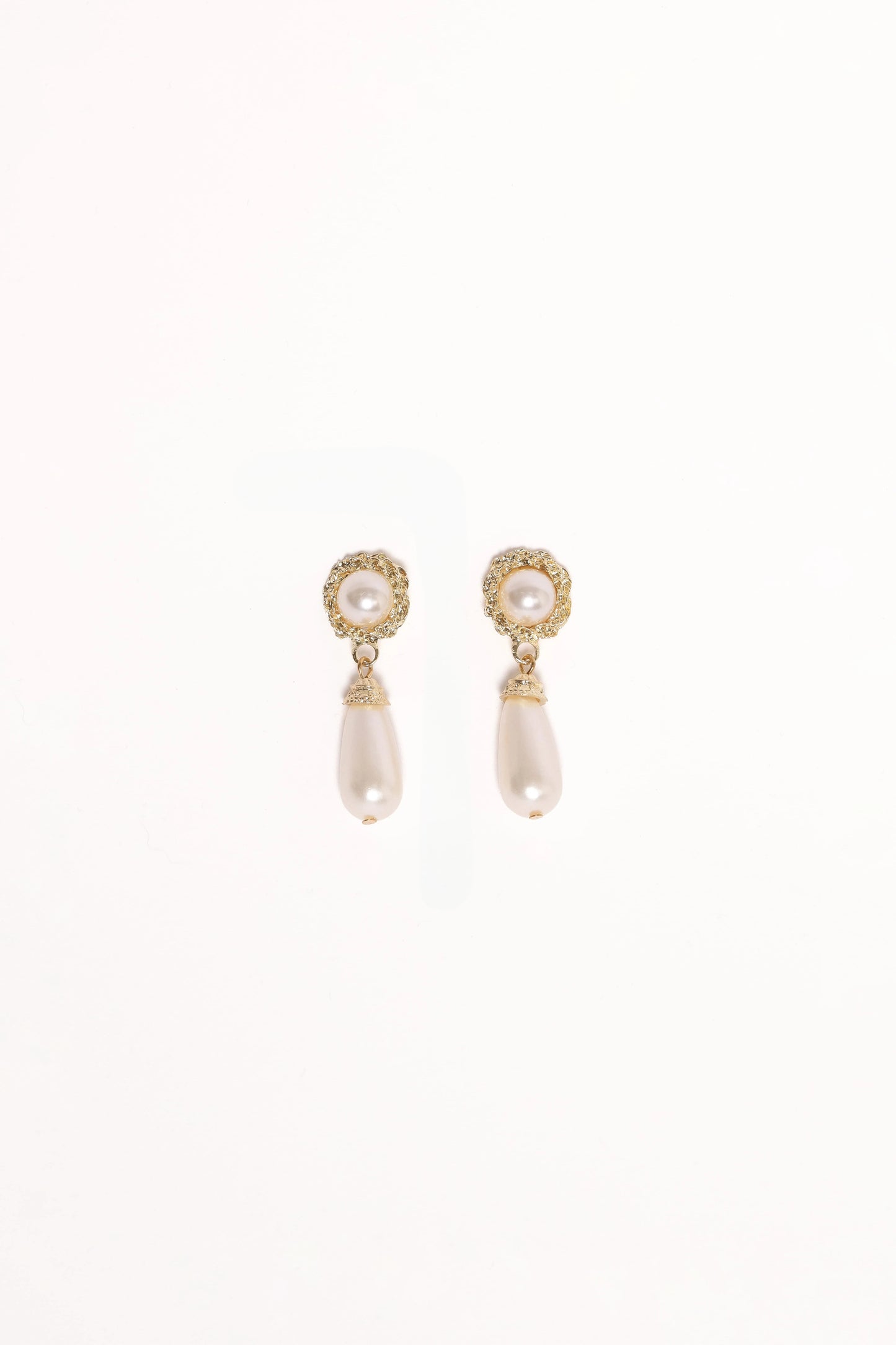 Estelle Earrings - Gold/Pearl