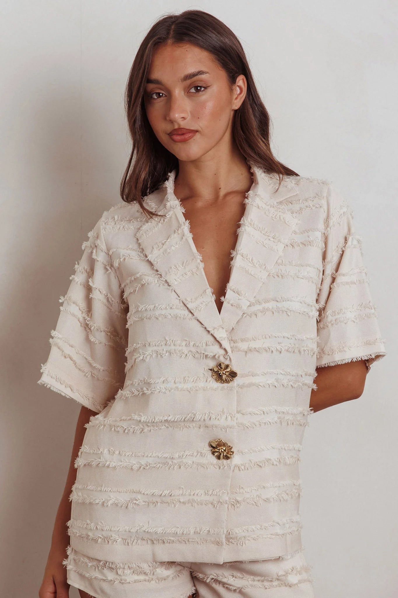 Reed Raw Edge Trim Collared Top Cream