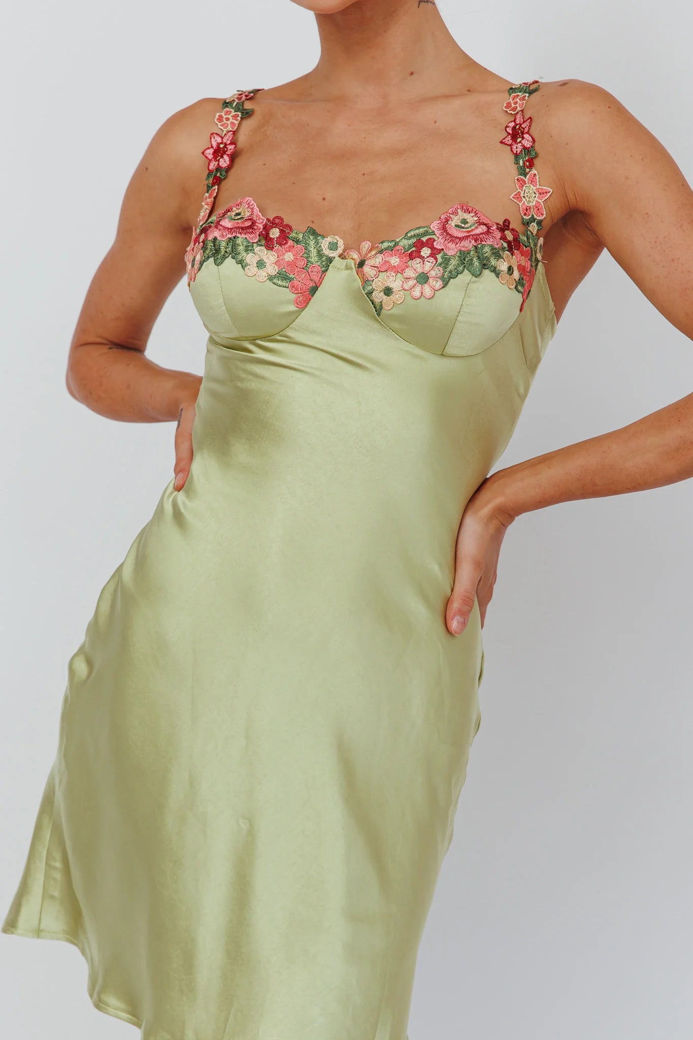 rose garden floral applique midi dress lime Rose and Rose Daisy Applique midi Dress | Hearth and Soul