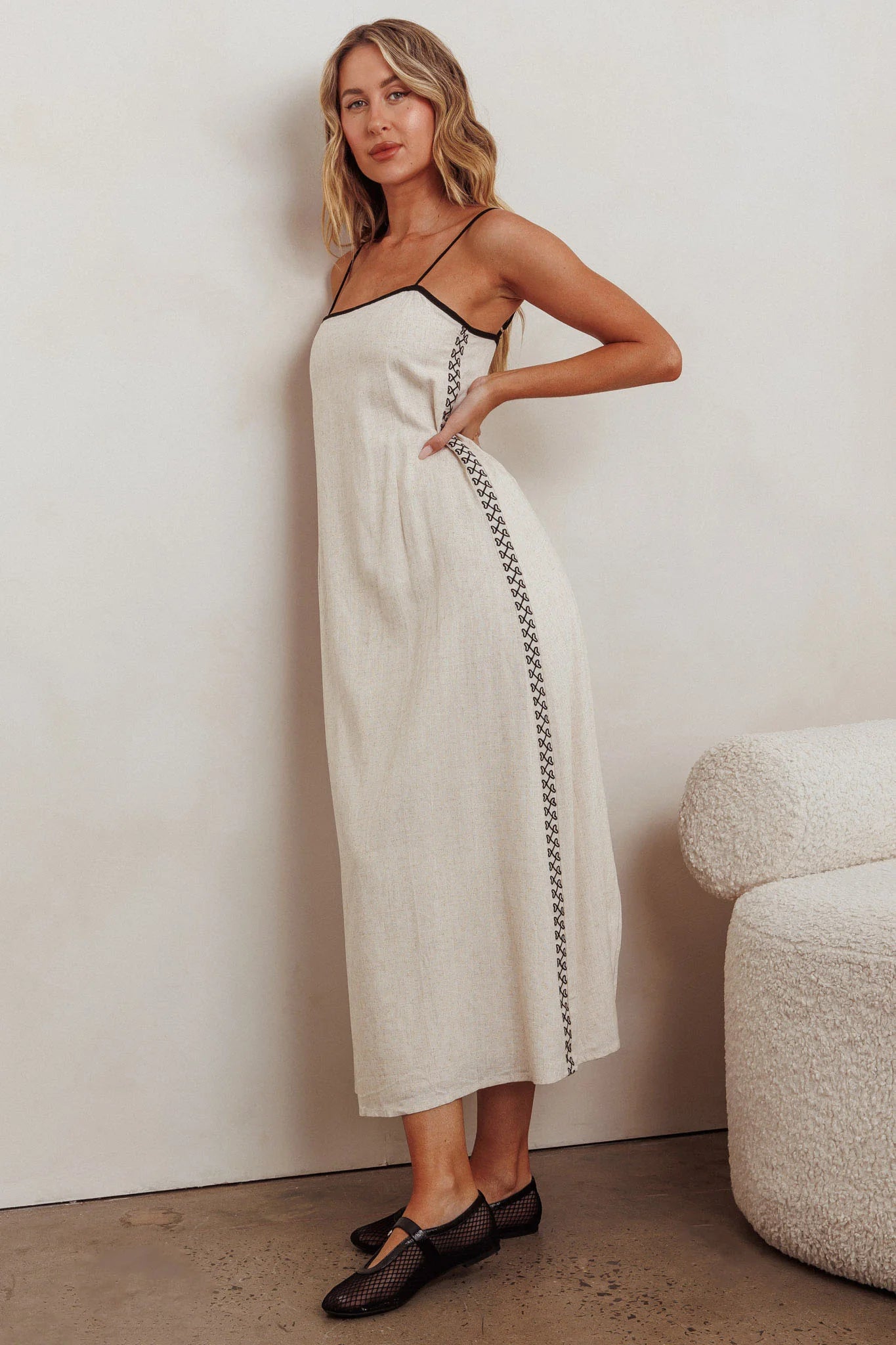 Radiance Contrast Embroidery Midi Dress Oat