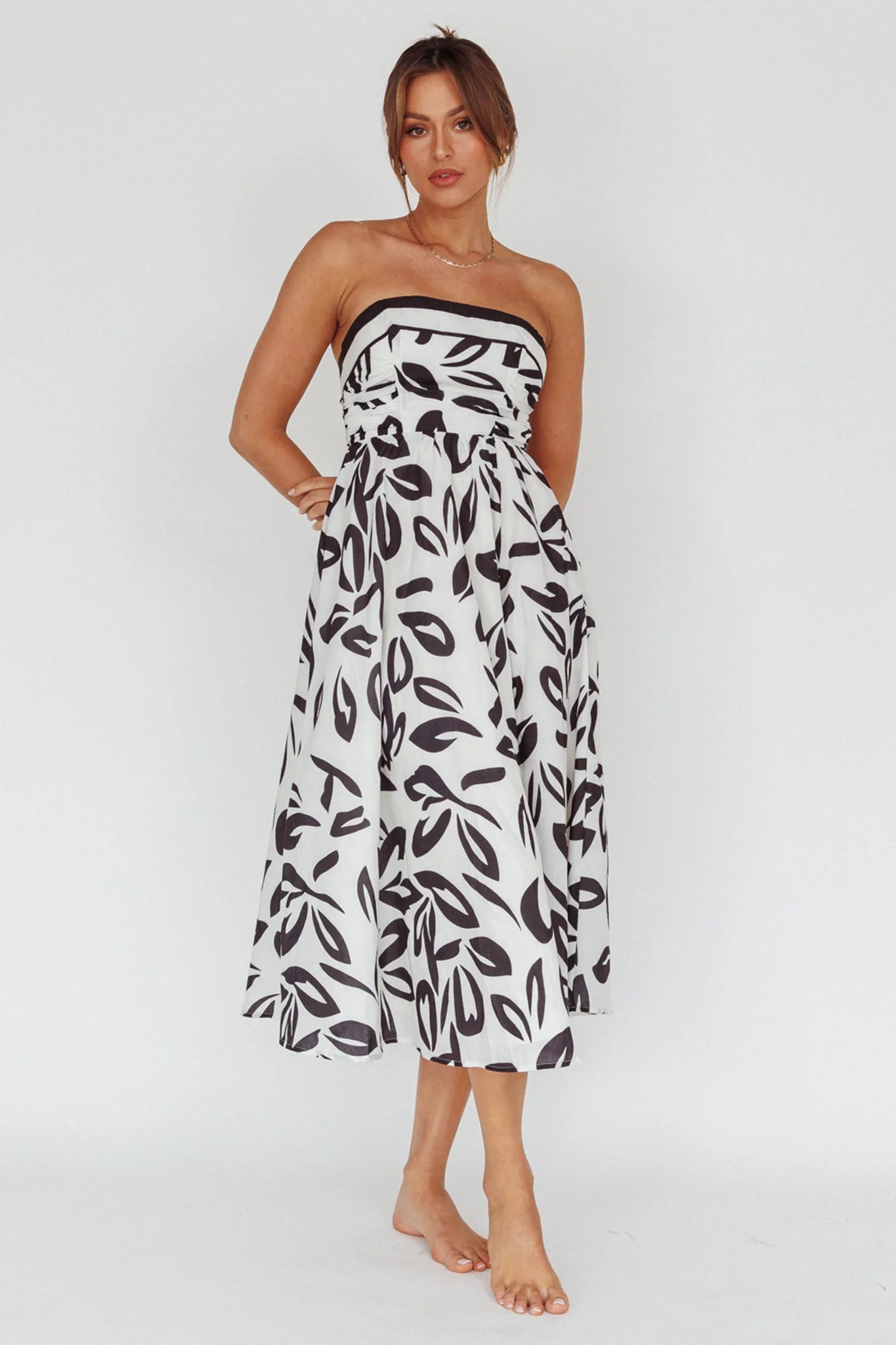 Randi Tie-Back Maxi Dress Leaf Print Beige