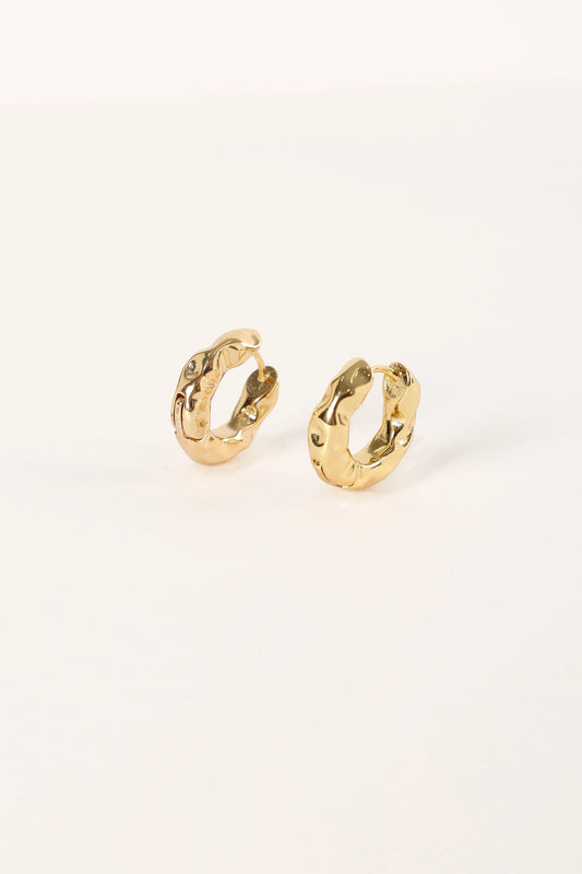 Simone Textured Hoop Earrings - Gold