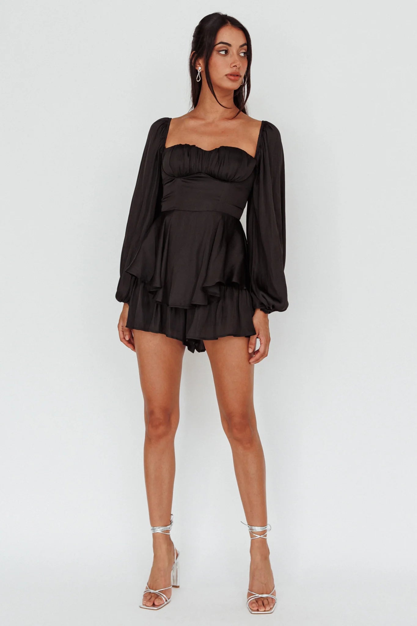 New Light Balloon Sleeve Romper Black
