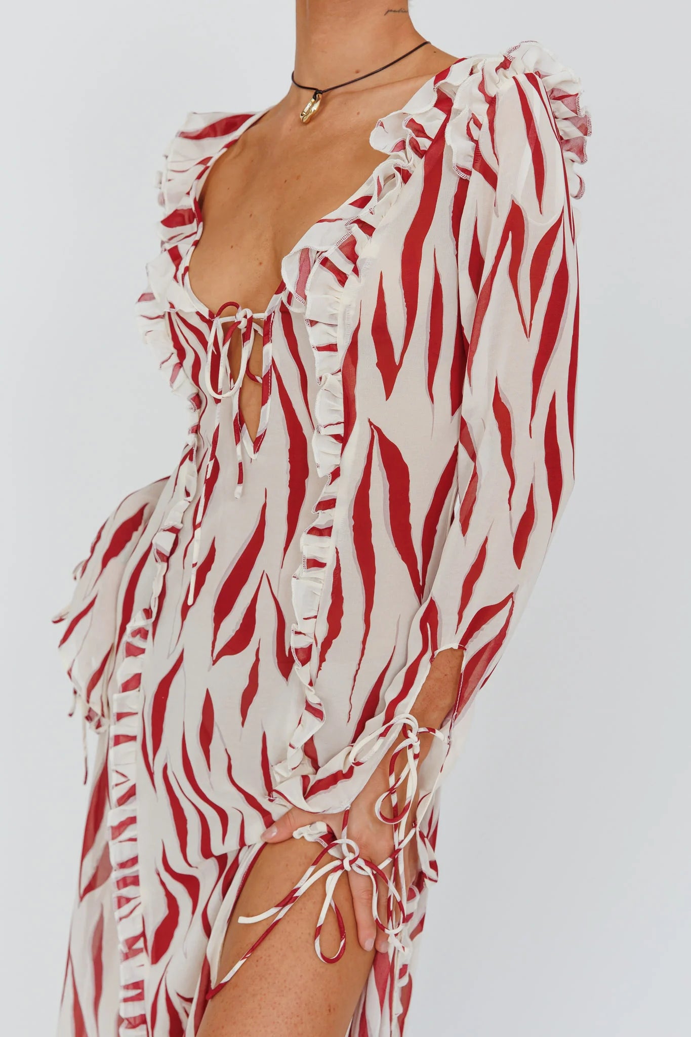 Oasis Moon Frill Trim Maxi Dress Printed Ruby
