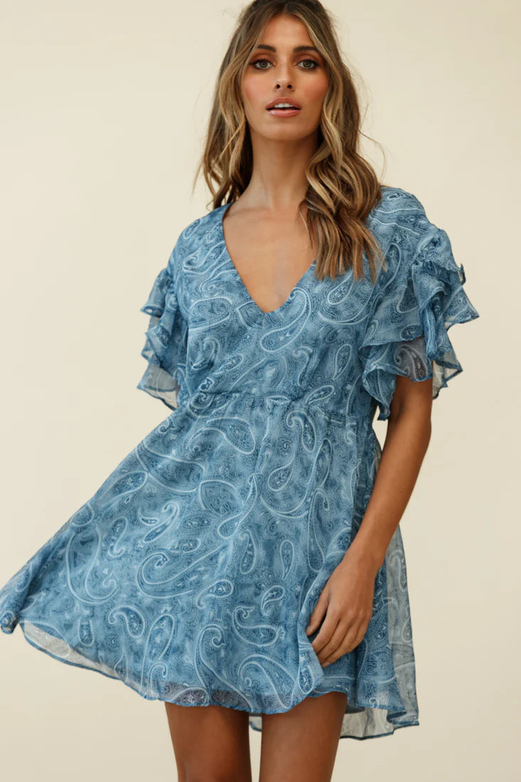Here And Now Layered Ruffle Sleeve Loose Fit Dress Paisley Print Navy