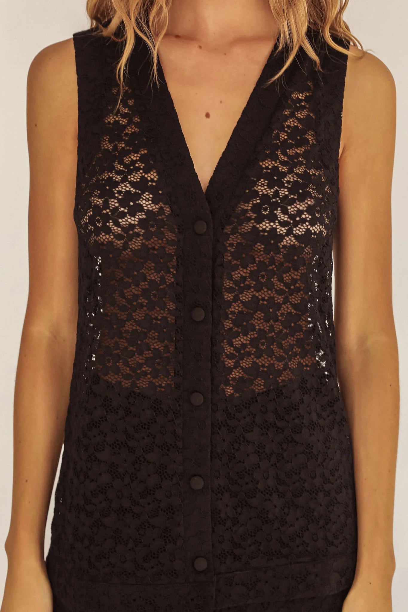 Canyons Sleeveless Button Top Lace Black