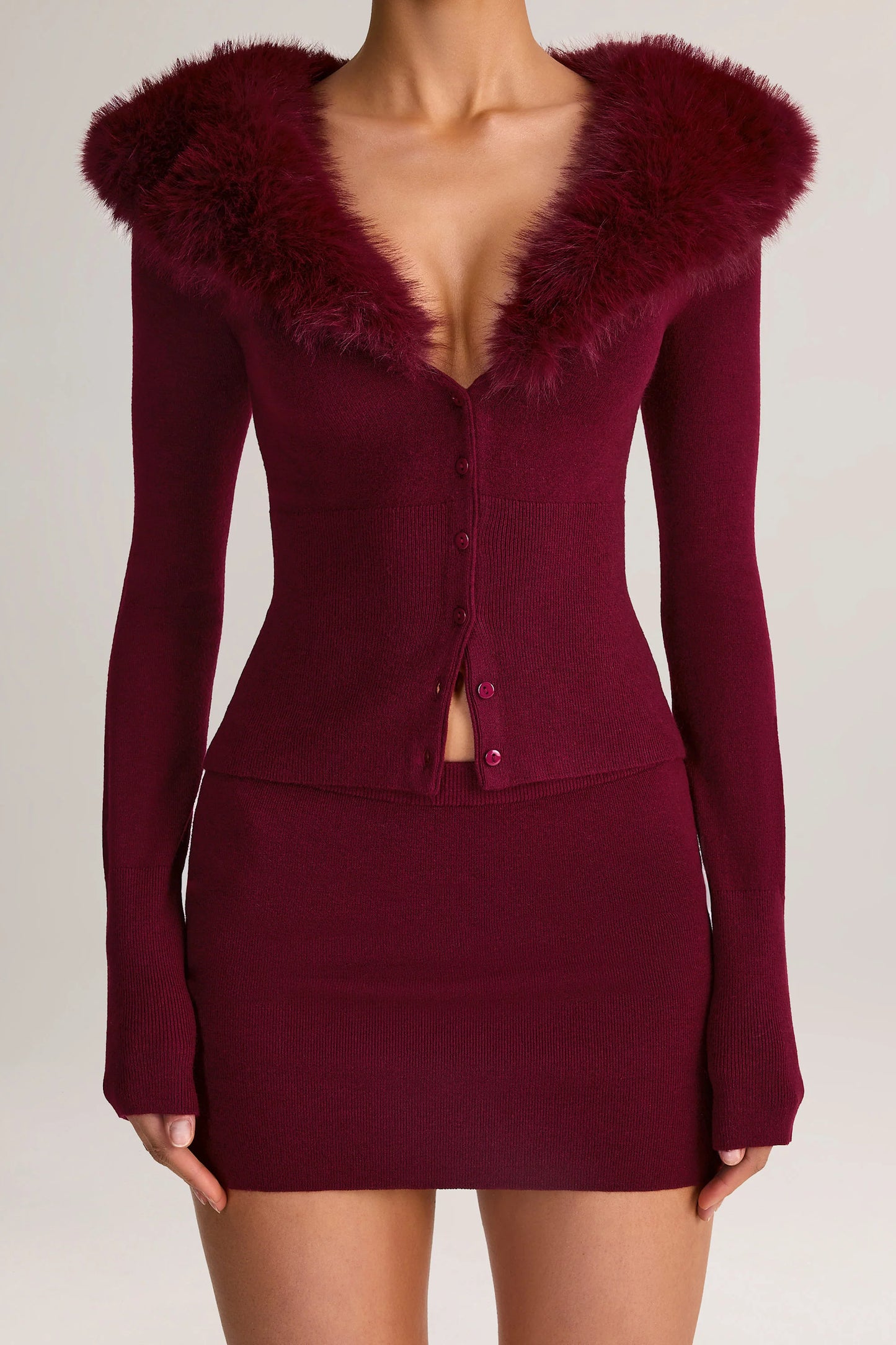 Knit Mid-Rise Mini Skirt in Wine