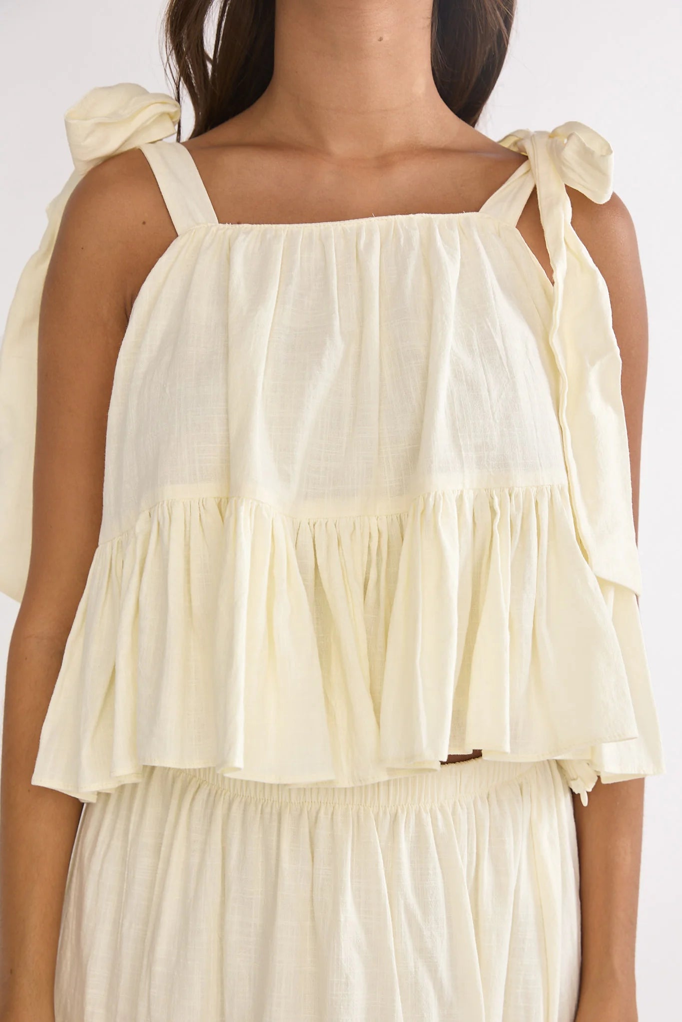 Alera Tied Shoulder Top Vanilla