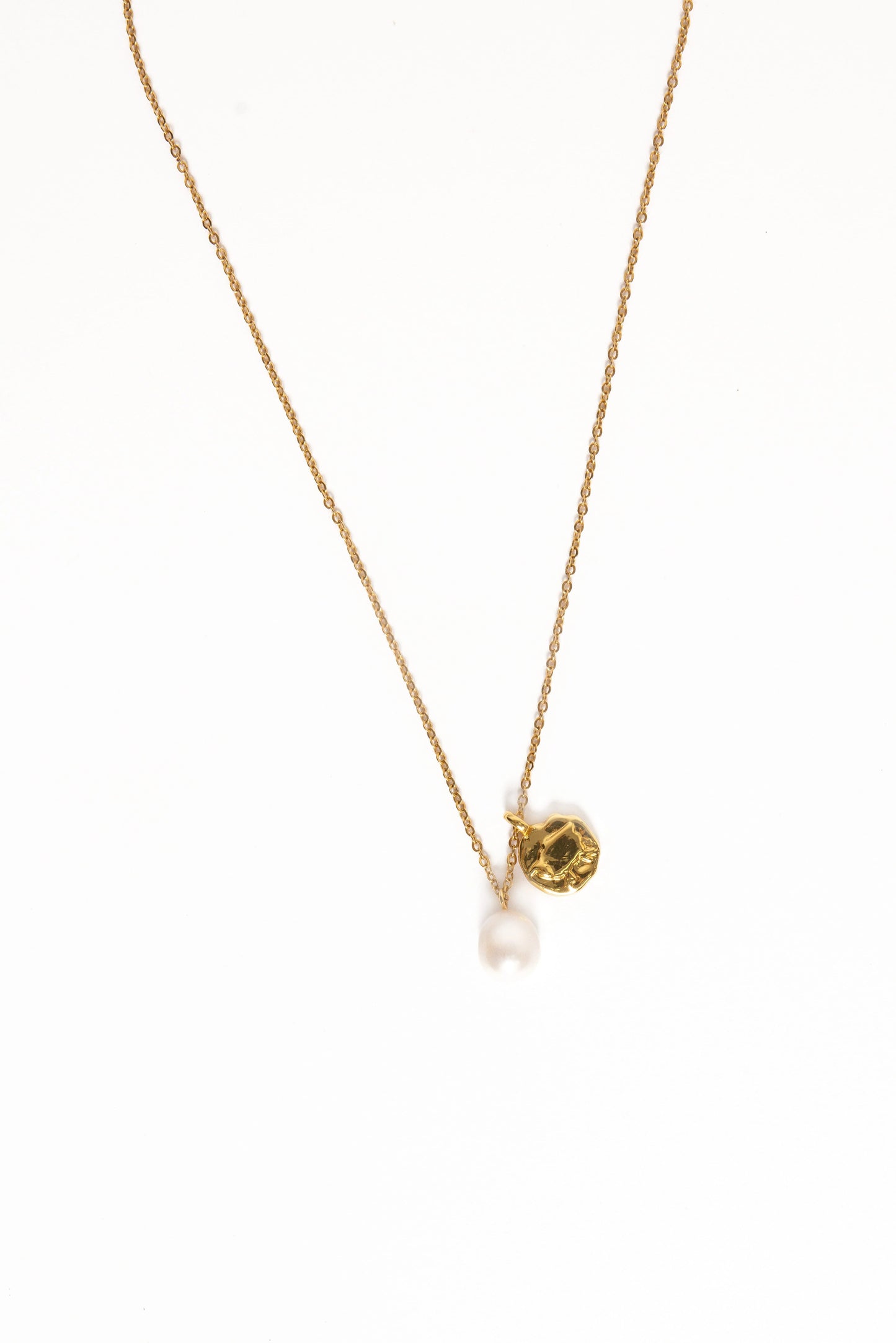 Lavinia Necklace - Gold/Pearl